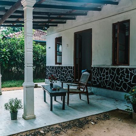 New Sam Tourist Inn Weligama Bagian luar foto