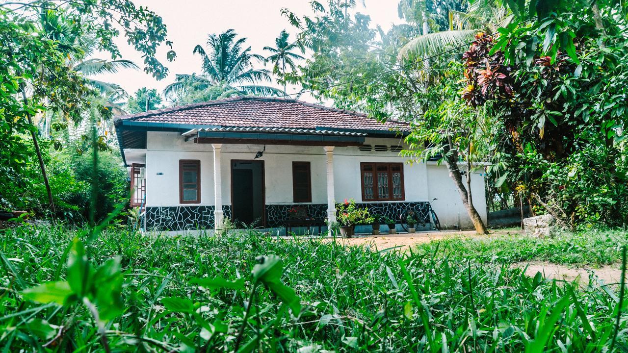 New Sam Tourist Inn Weligama Bagian luar foto